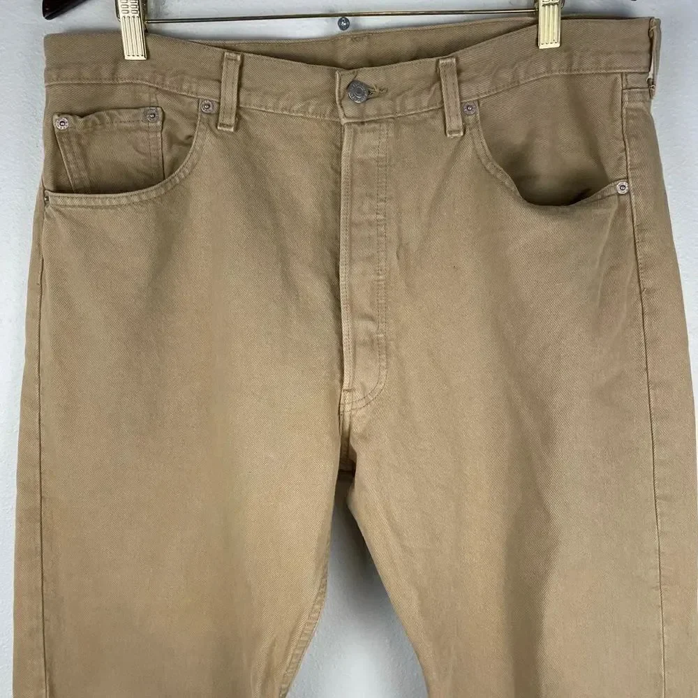 Tan Levi’s Button Fly Denim Jeans Size 38 ep EUC